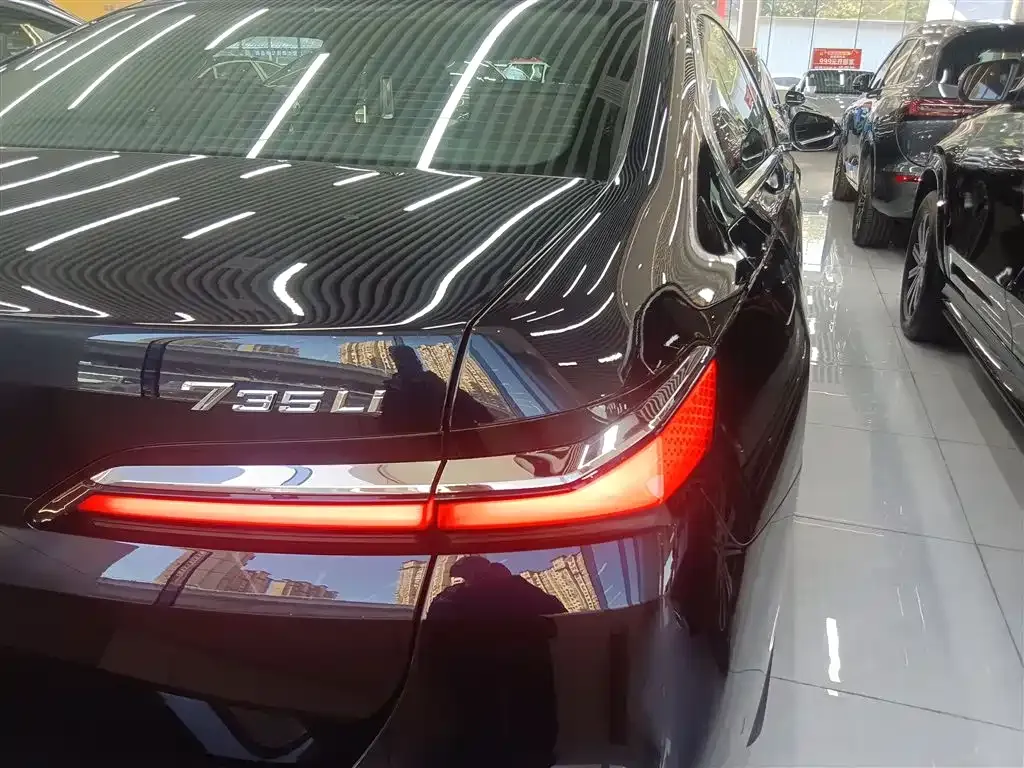 BMW 7 Series 2025 из CN, фото 8