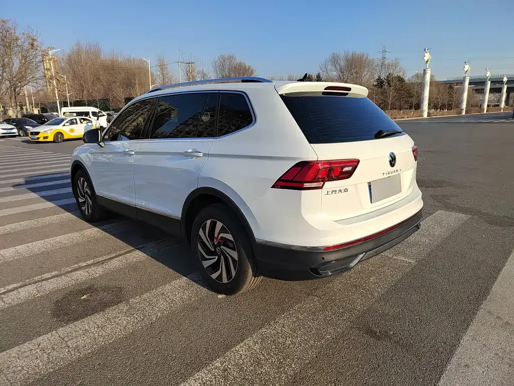 Volkswagen Tiguan L 2025 из CN, фото 6