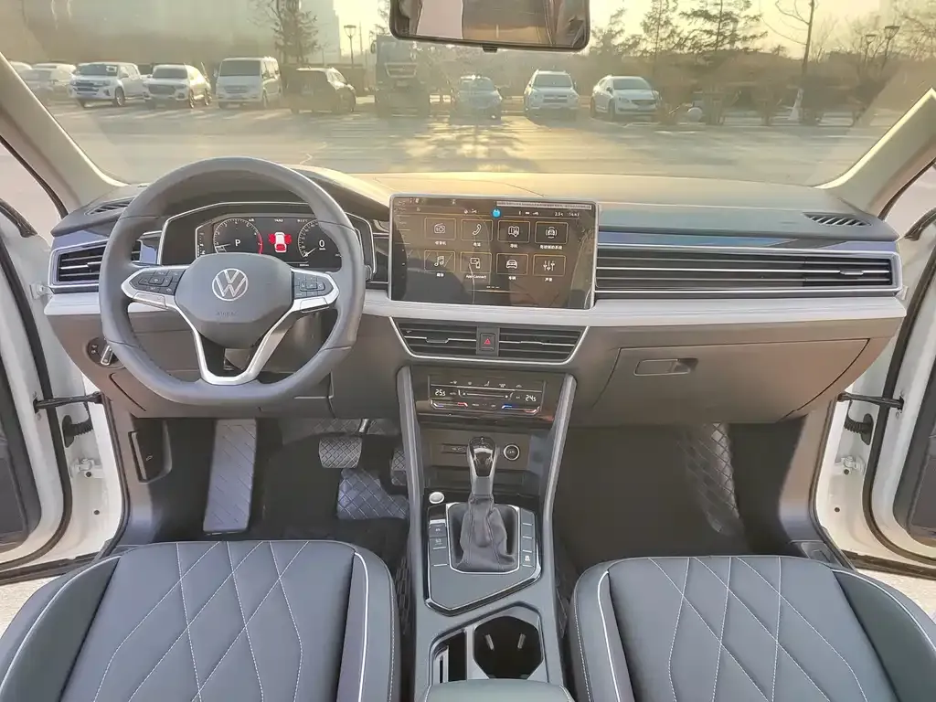 Volkswagen Tiguan L 2025 из CN, фото 7