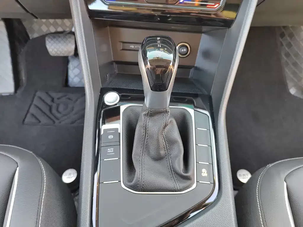 Volkswagen Tiguan L 2025 из CN, фото 8
