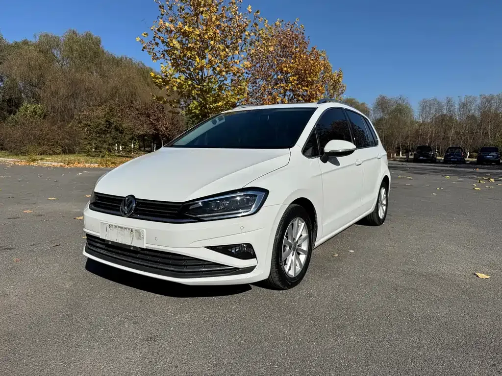 Volkswagen Golf Sportsvan 2021 из CN, фото 2