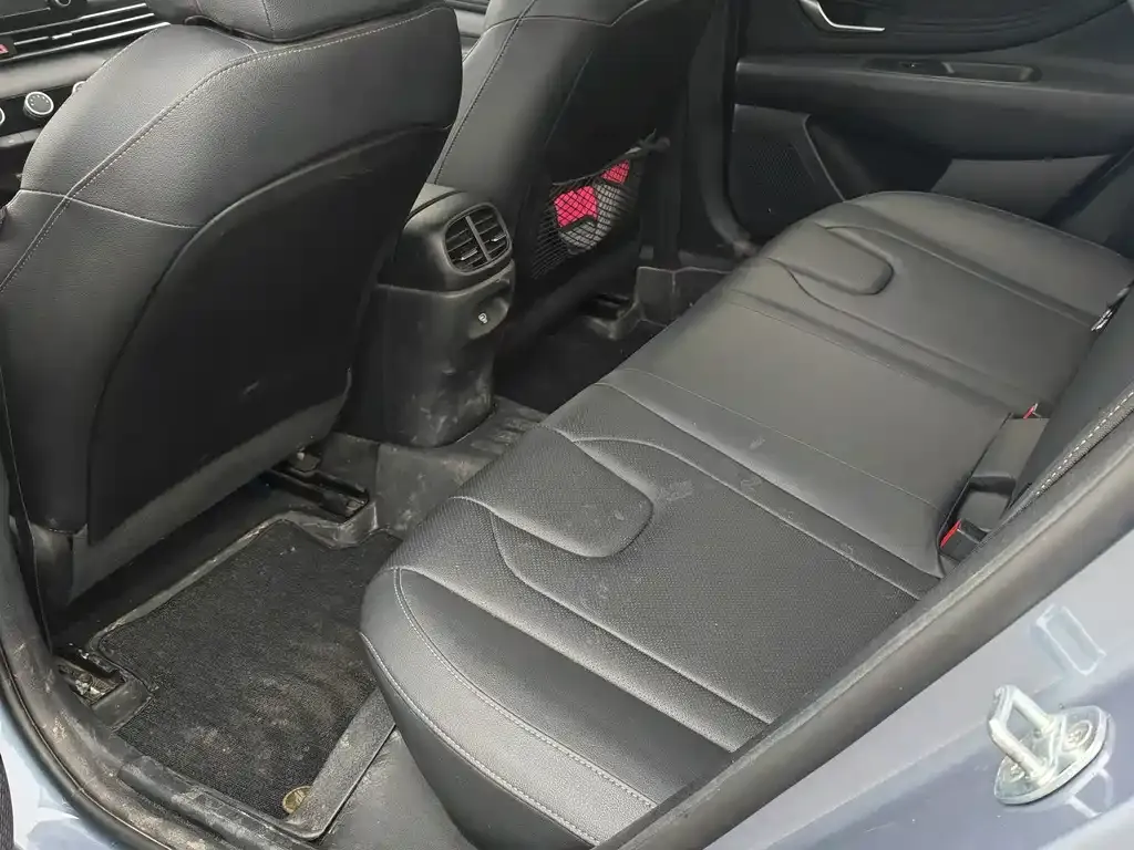 Hyundai Elantra 2024 из CN, фото 4