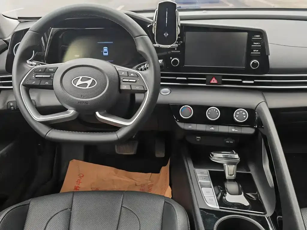 Hyundai Elantra 2024 из CN, фото 6