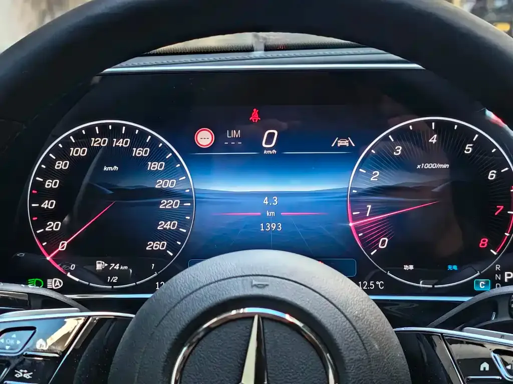Mercedes-Benz E-Class 2025 из CN, фото 10