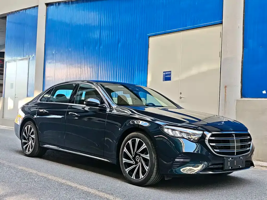 Mercedes-Benz E-Class 2025 из CN, фото 3