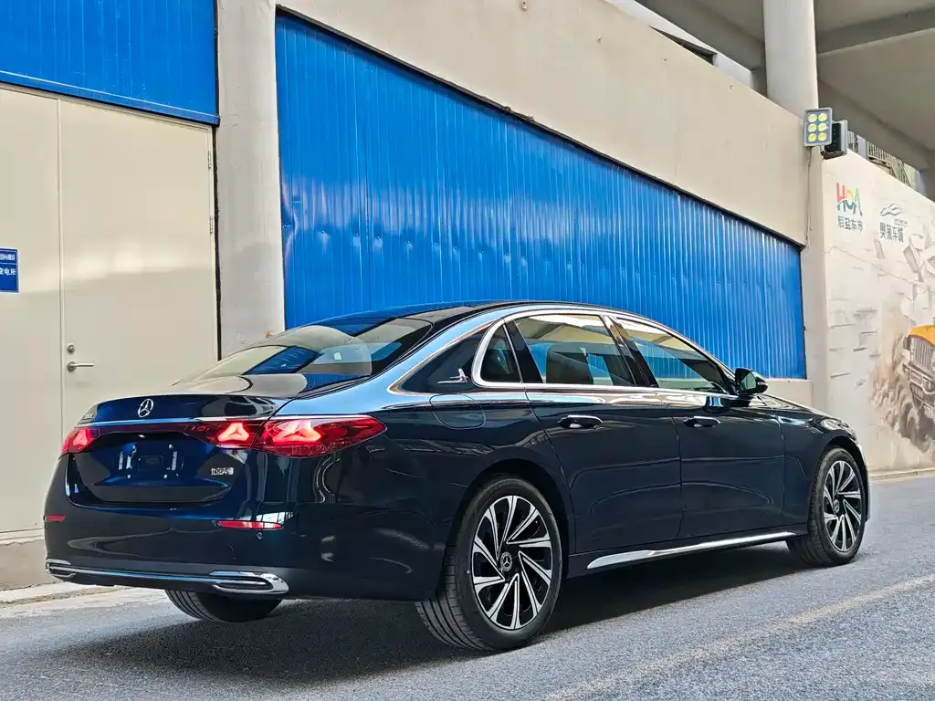 Mercedes-Benz E-Class 2025 из CN, фото 9
