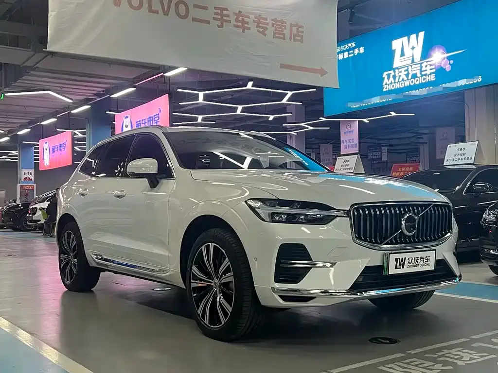 Volvo XC60 PHEV 2022 из CN, фото 3