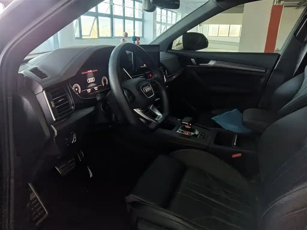 Audi Q5L 2024 из CN, фото 7