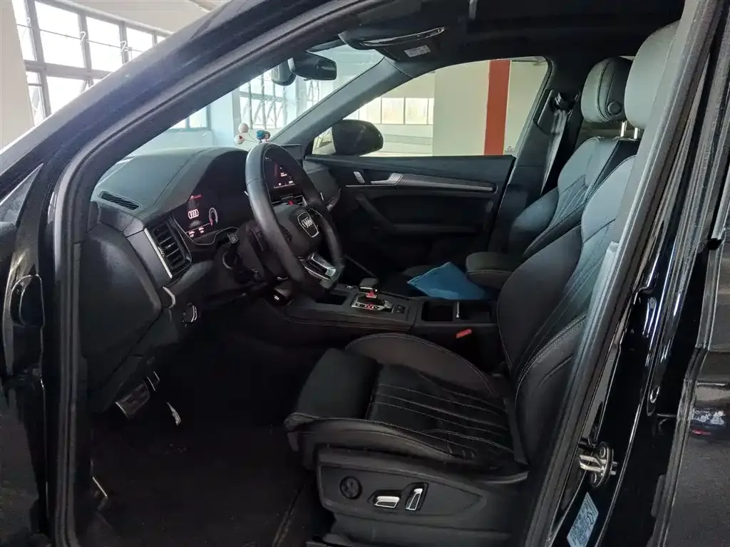 Audi Q5L 2024 из CN, фото 8