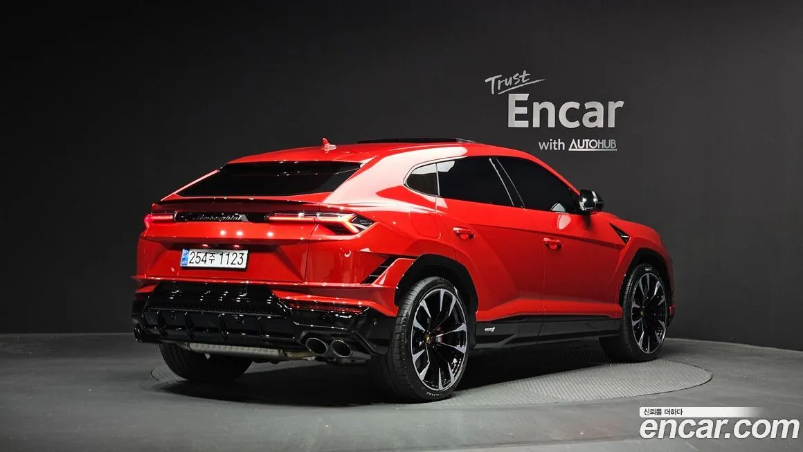 Lamborghini Urus 2024 из KR, фото 2