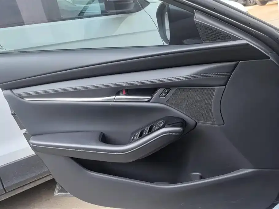 Mazda 3 Axela 2022 из CN, фото 7