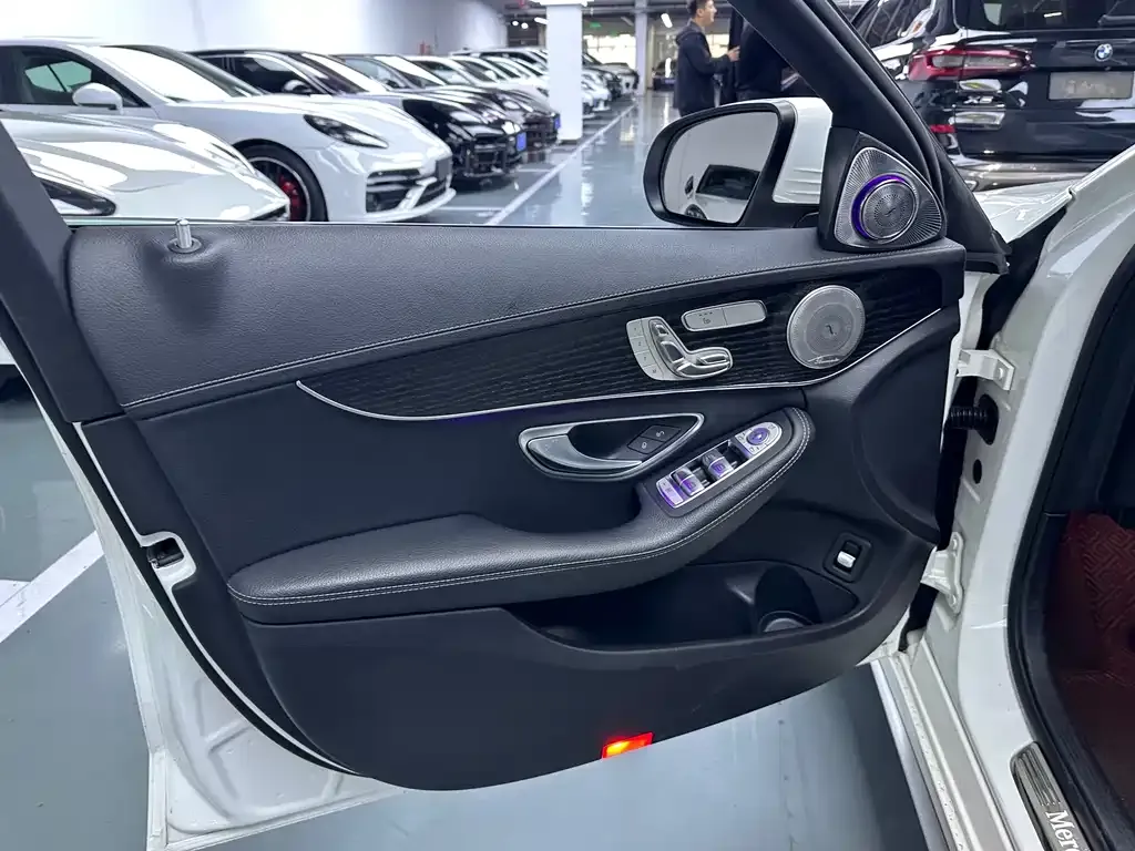 Mercedes-Benz C-Class 2021 из CN, фото 4
