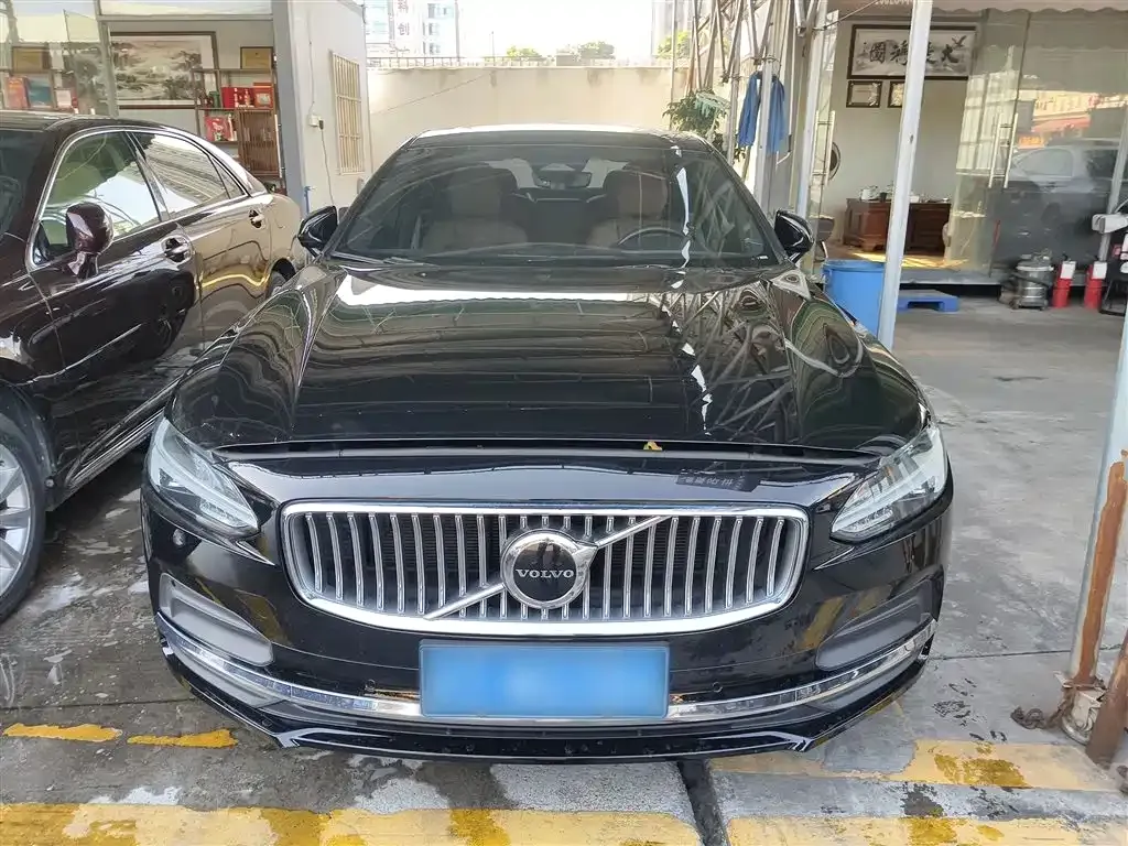 Volvo S90 2022 из CN, фото 3