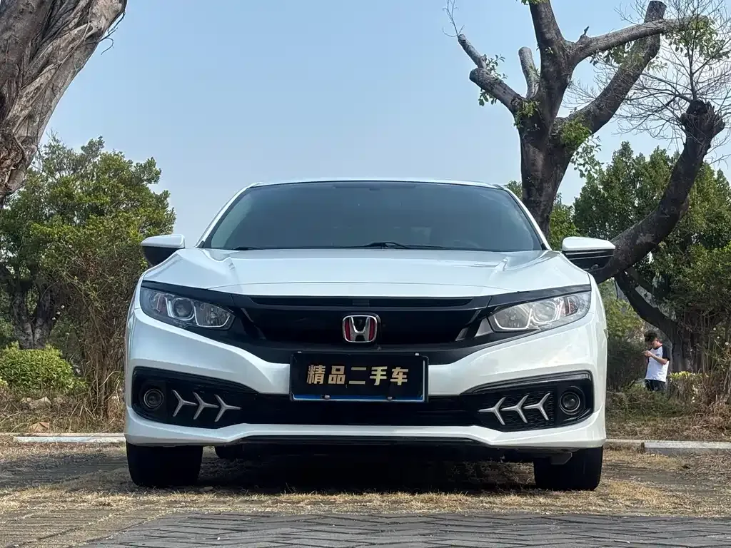 Honda Civic 2021 из CN, фото 2