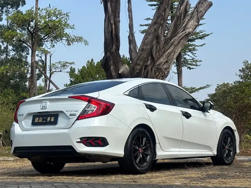 Honda Civic 2021 из CN, фото 4