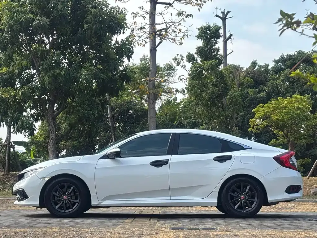 Honda Civic 2021 из CN, фото 7