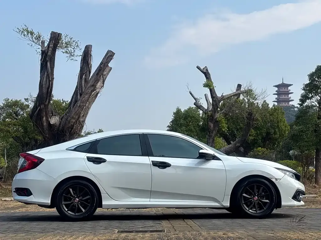 Honda Civic 2021 из CN, фото 8