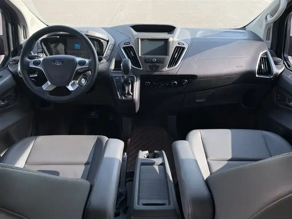 Ford Tourneo 2021 из CN, фото 9