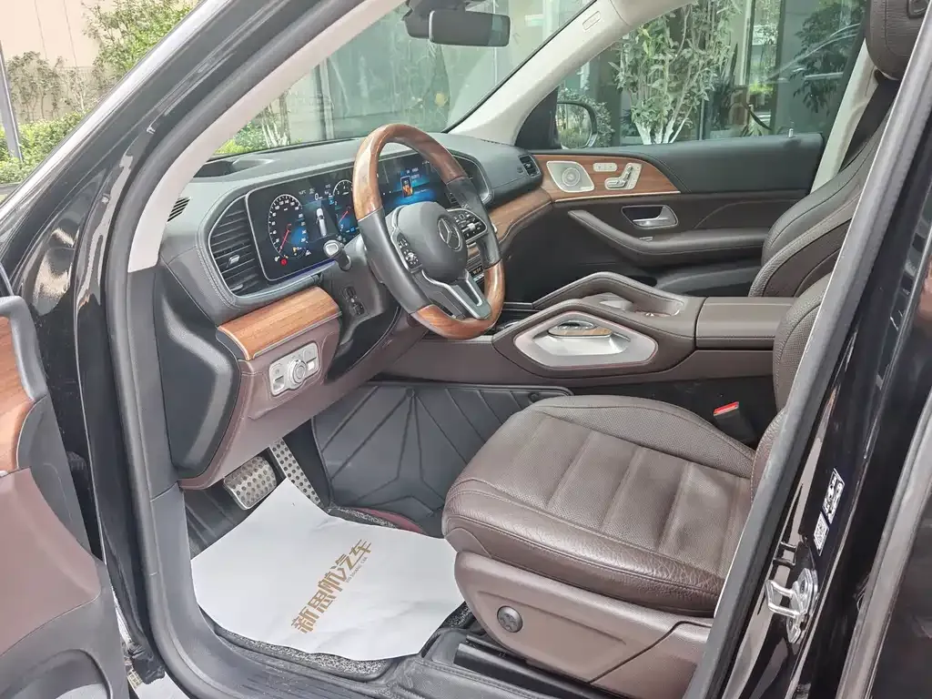 Mercedes-Benz GLS 2023 из CN, фото 7
