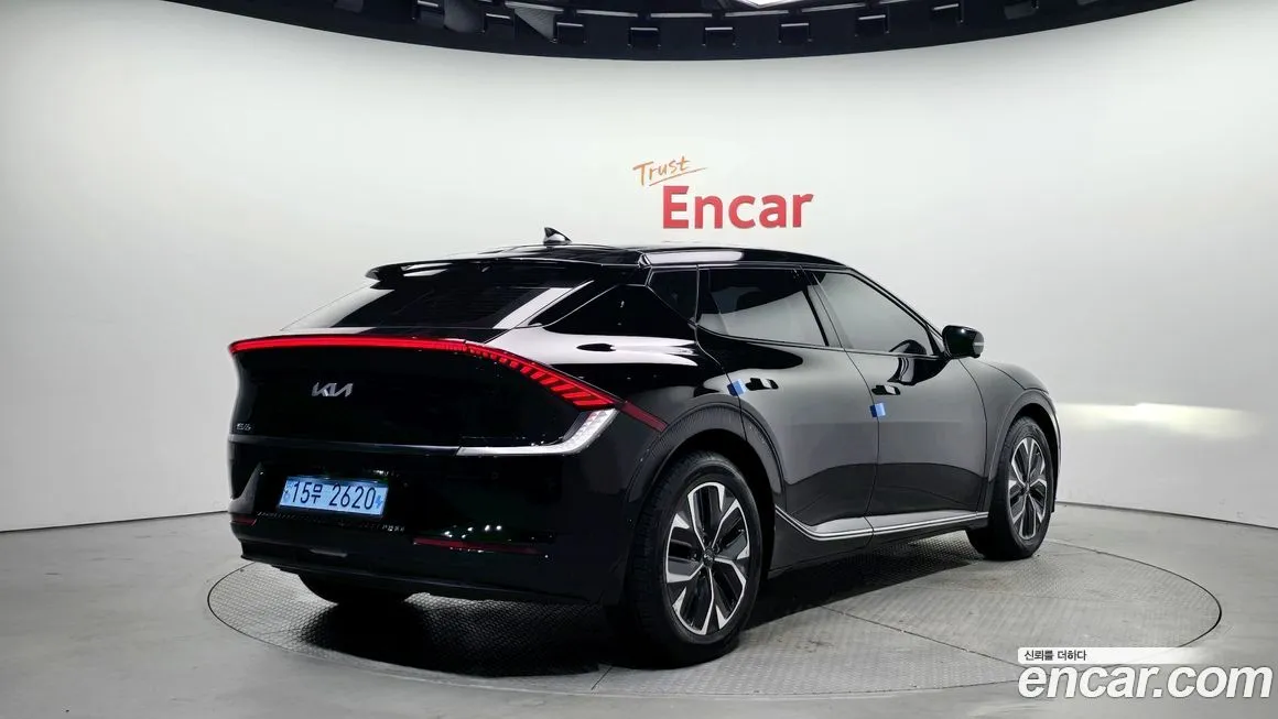 Kia EV6 — фото 2