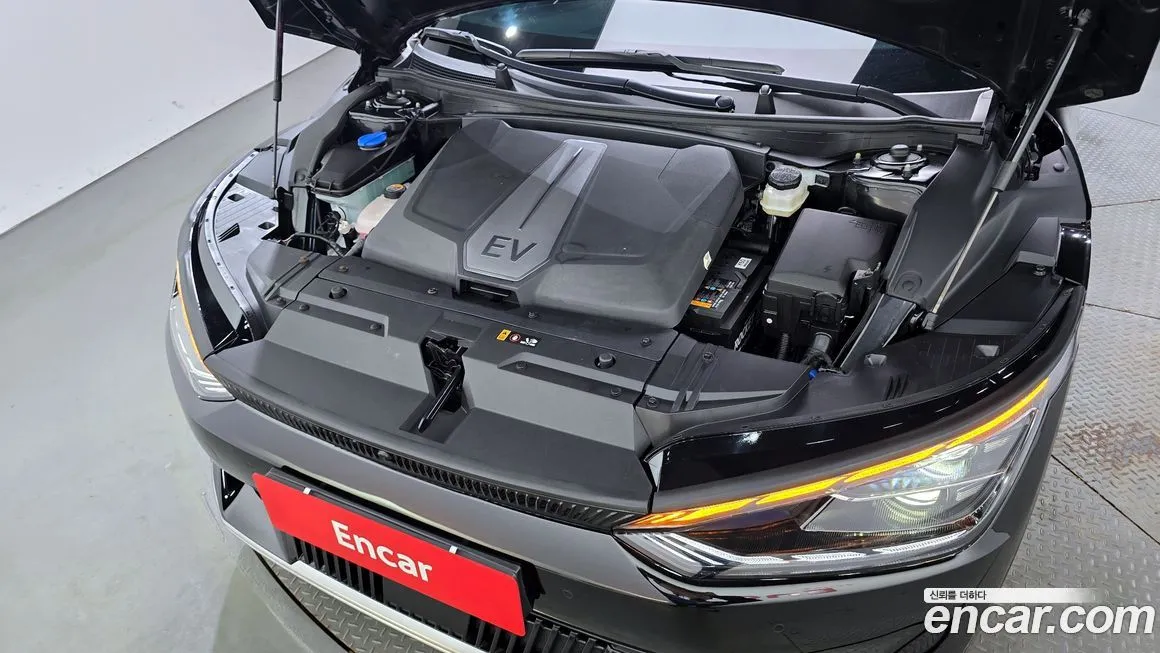 Kia EV6 — фото 6
