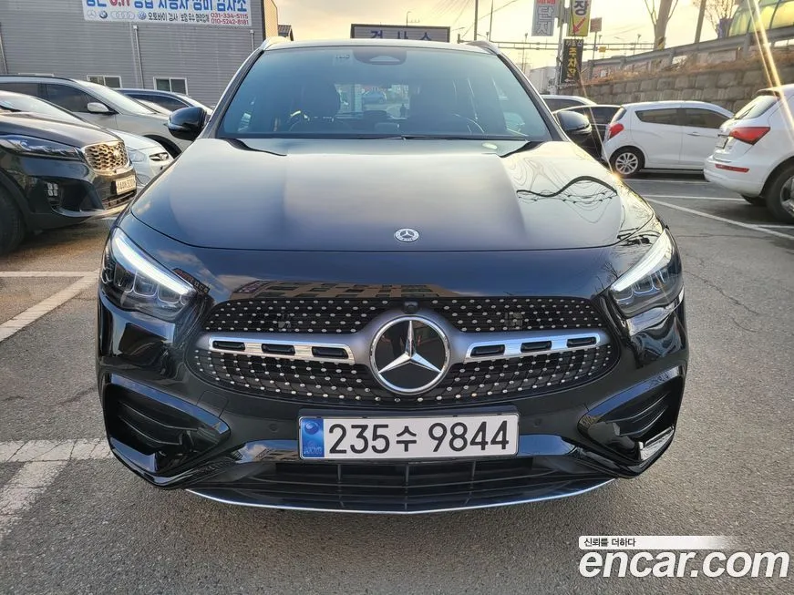 Mercedes-Benz GLA-Class — фото 1