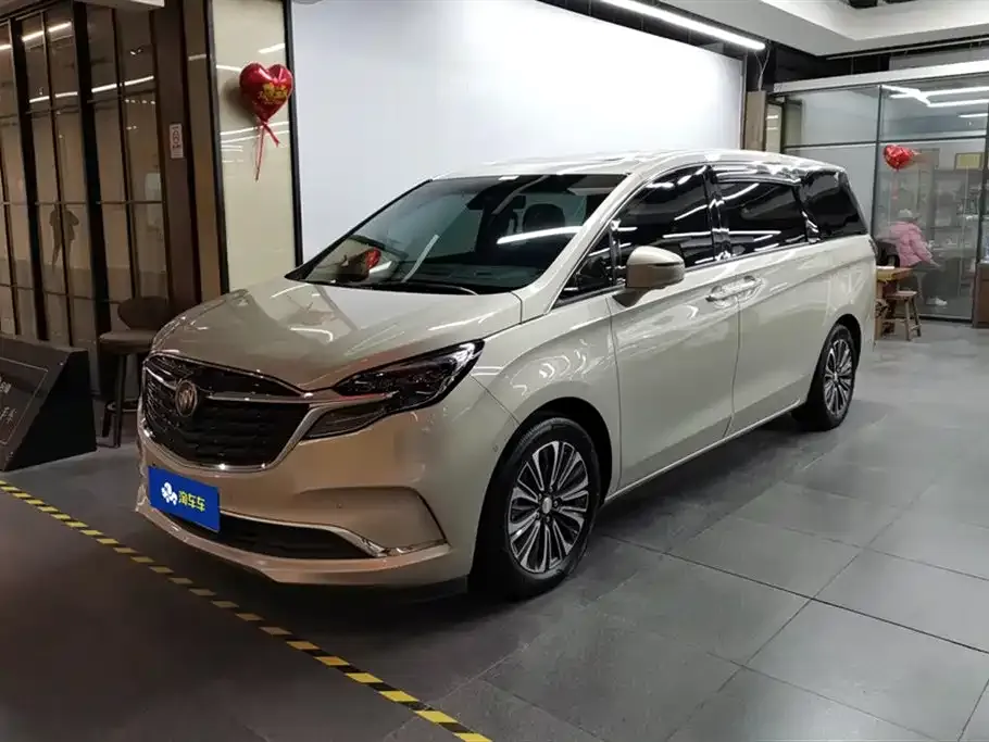 Buick GL8 2021 из CN, фото 1