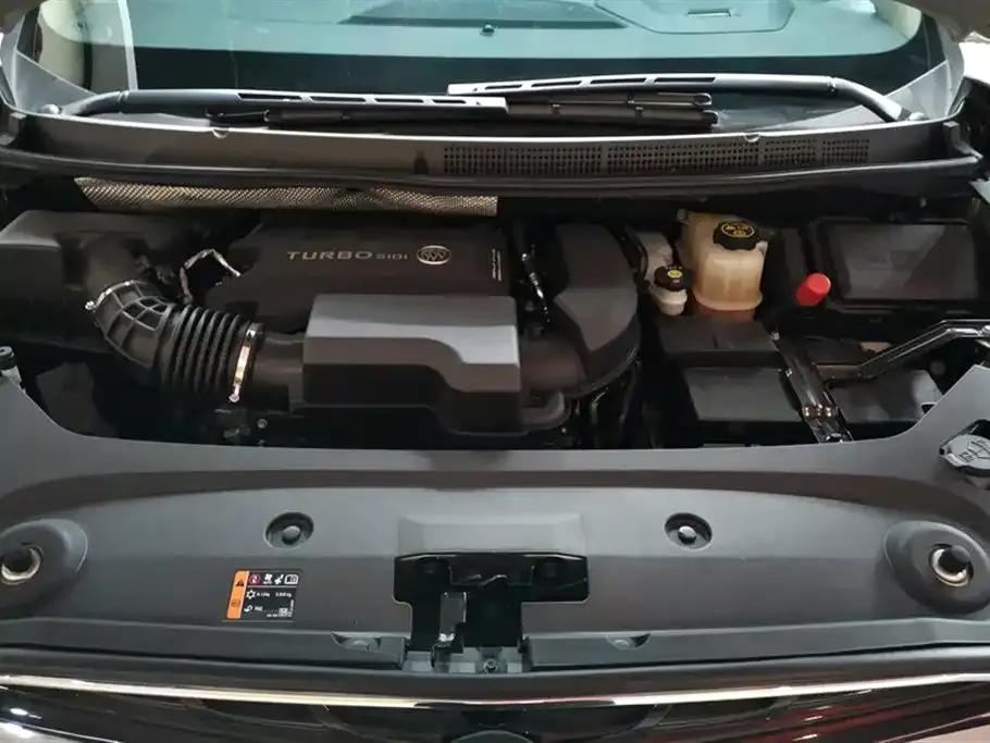 Buick GL8 2021 из CN, фото 10