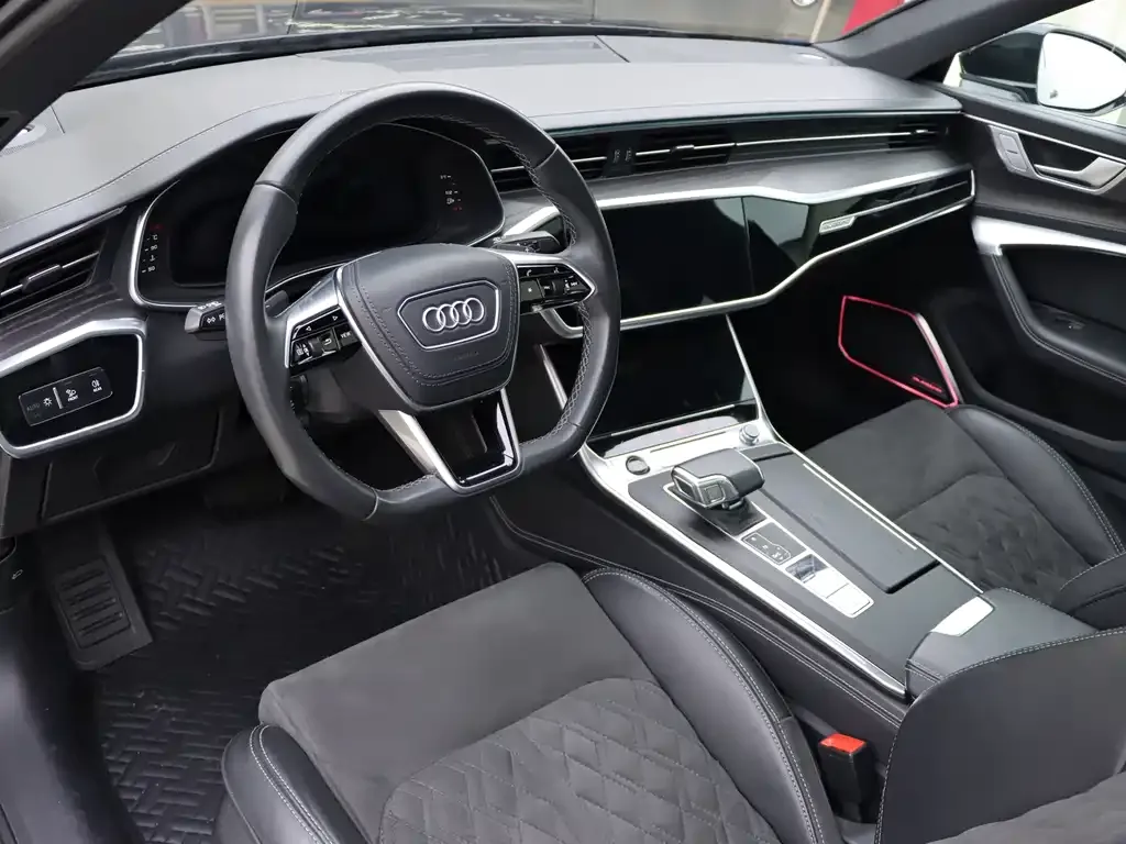 Audi A6L 2024 из CN, фото 5
