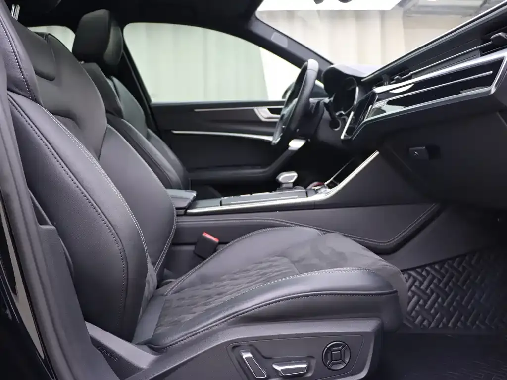 Audi A6L 2024 из CN, фото 7