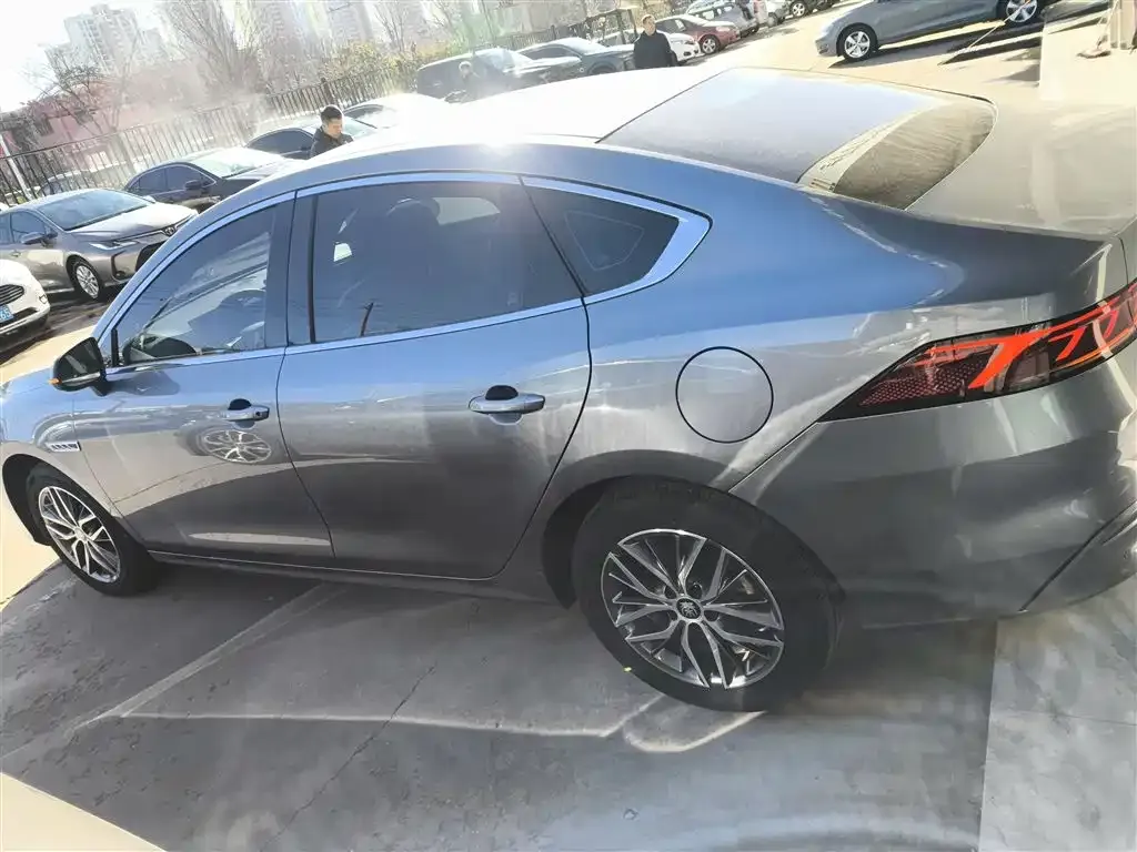 BYD Qin PLUS 2023 из CN, фото 5