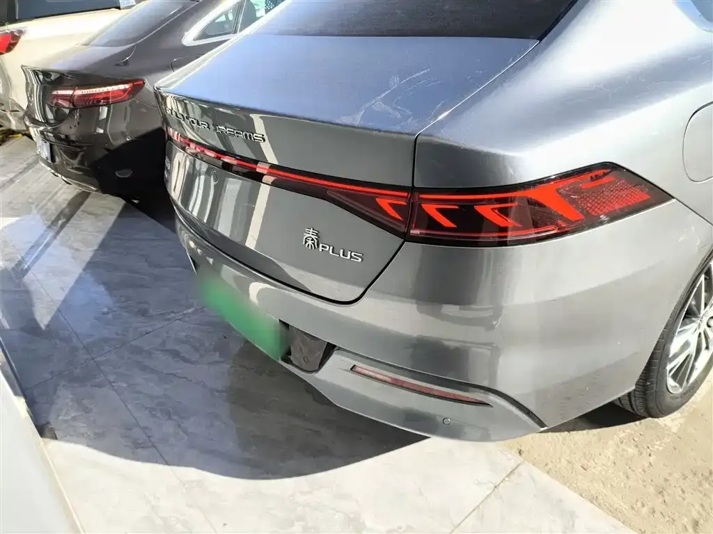 BYD Qin PLUS 2023 из CN, фото 6