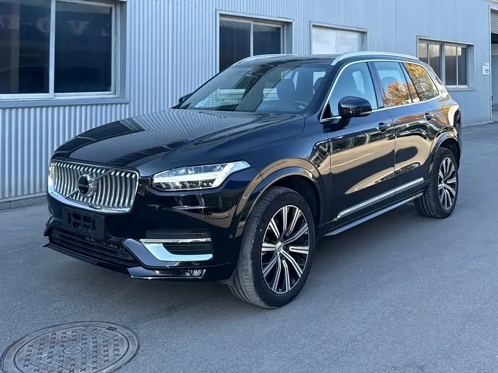 Volvo XC90 2023 из CN, фото 1