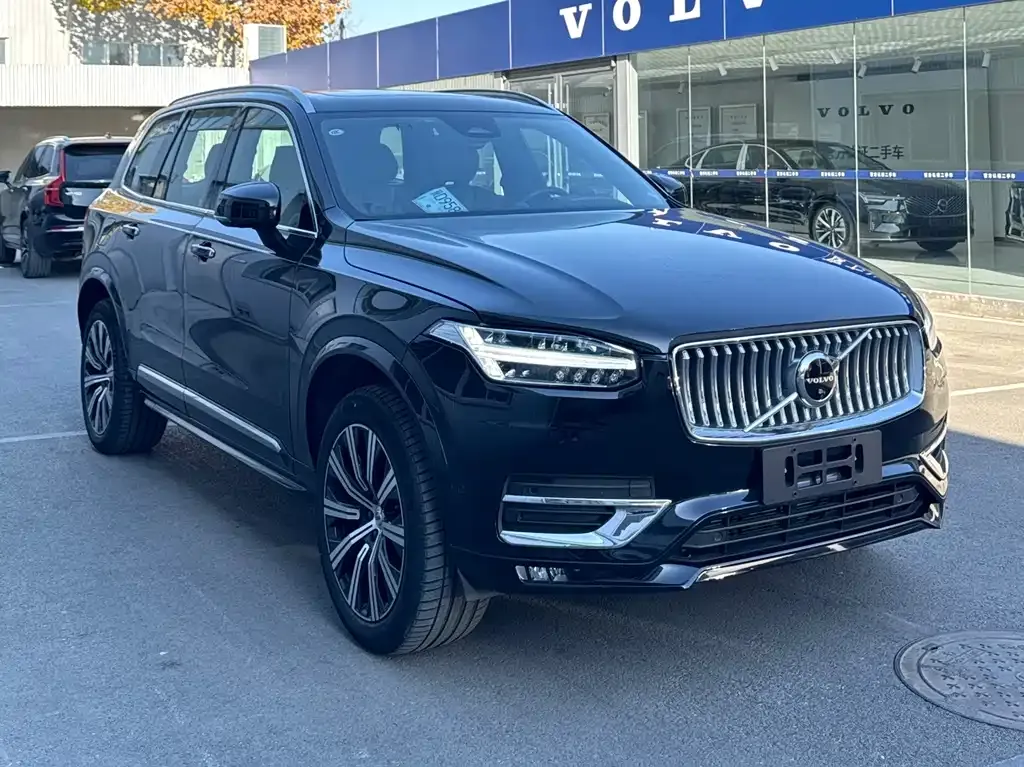 Volvo XC90 2023 из CN, фото 3