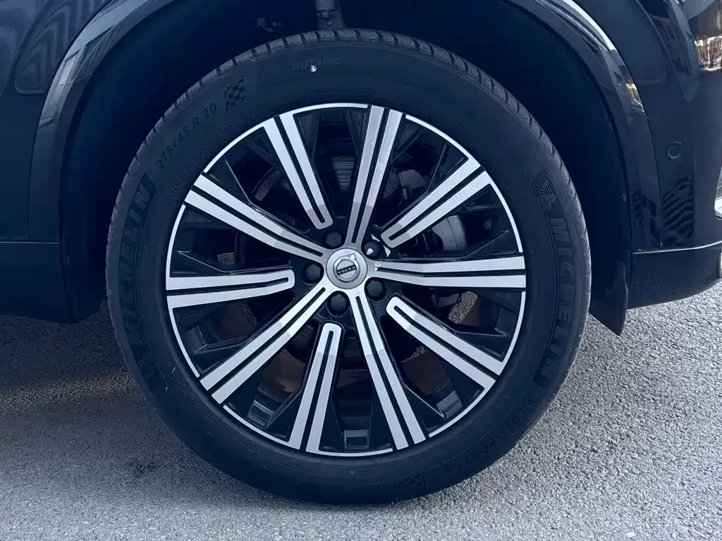 Volvo XC90 2023 из CN, фото 4