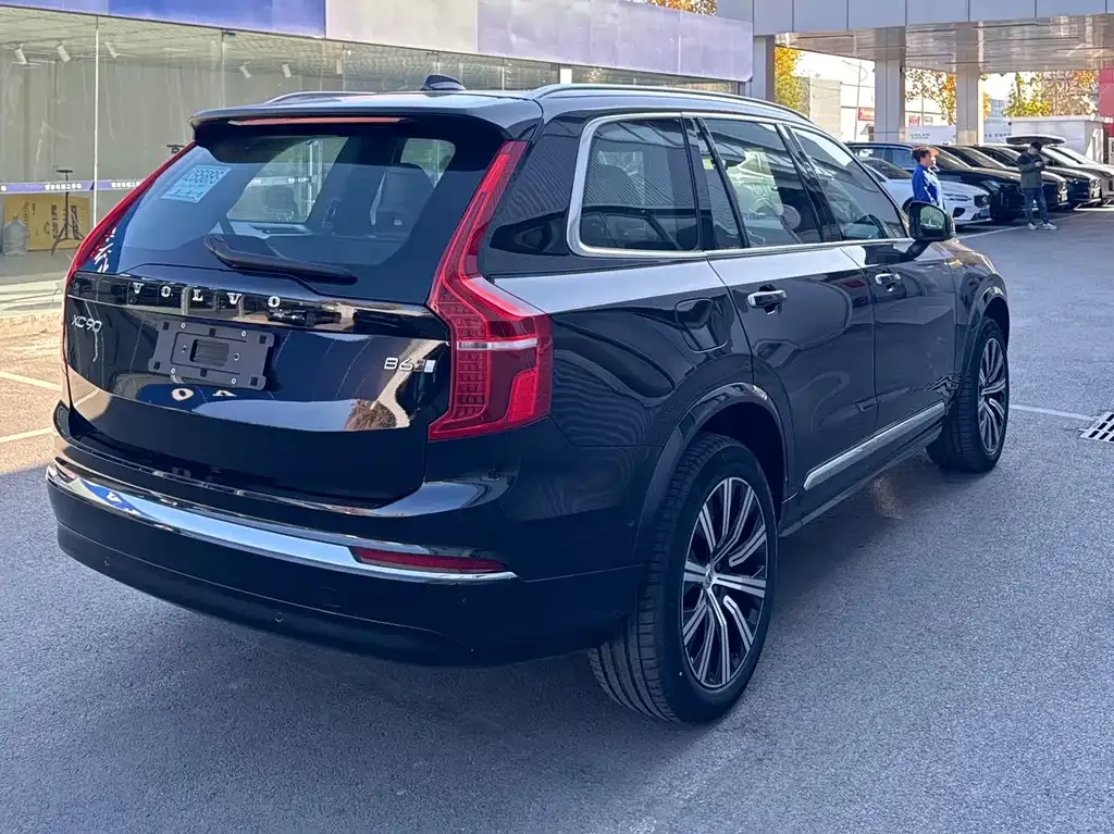 Volvo XC90 2023 из CN, фото 5