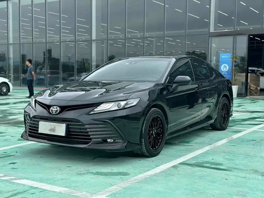 Toyota Camry 2022 из CN, фото 1