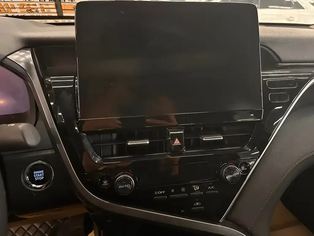 Toyota Camry 2022 из CN, фото 7