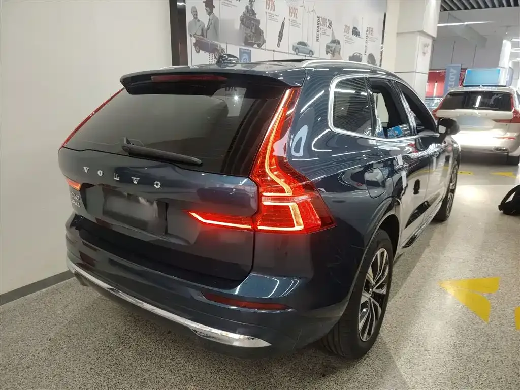 Volvo XC60 2023 из CN, фото 7