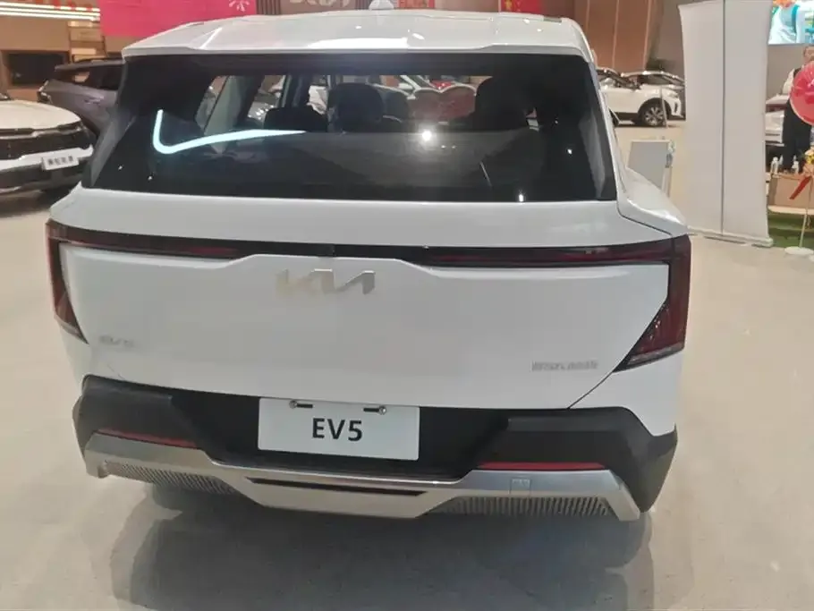 Kia EV5 2025 из CN, фото 3