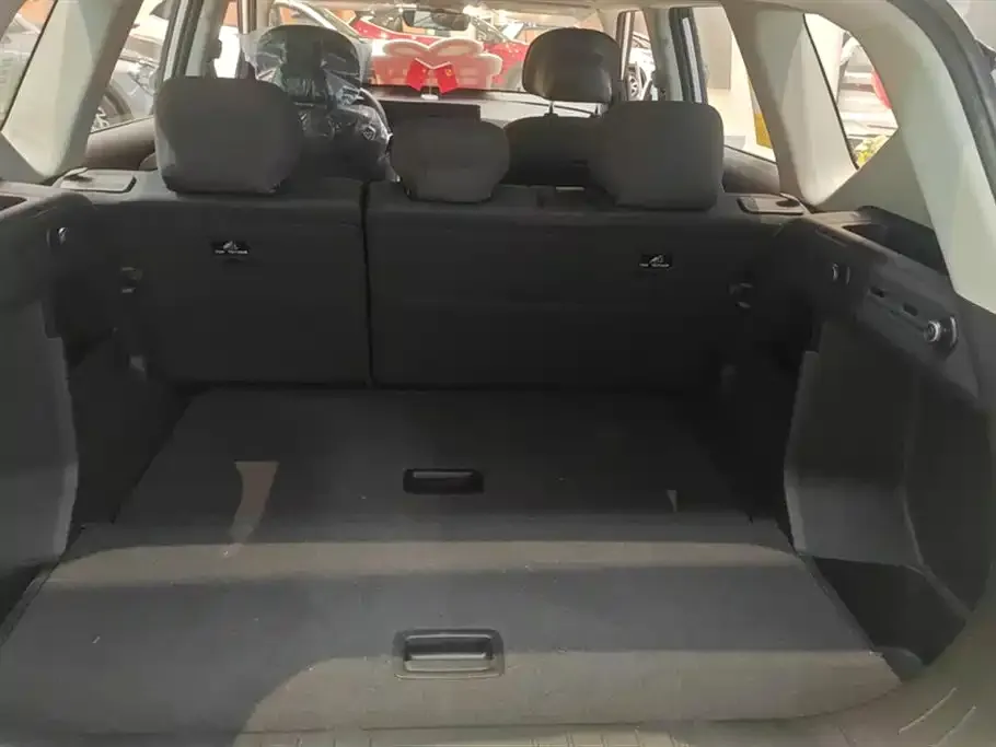 Kia EV5 2025 из CN, фото 4