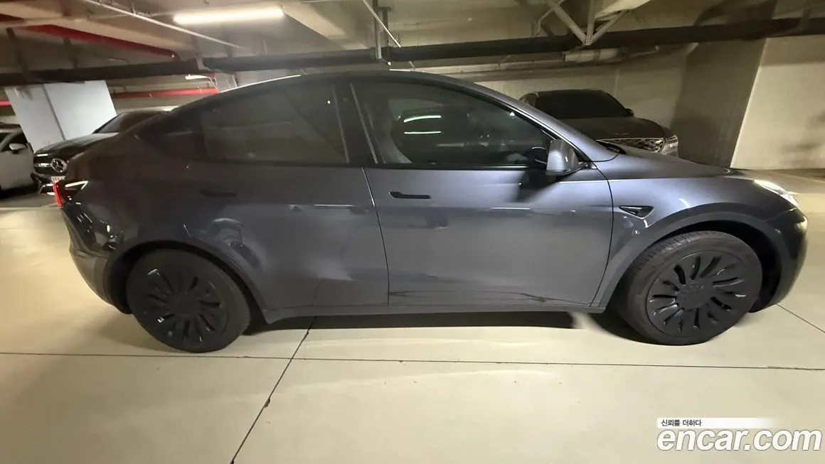 Tesla Model Y — фото 5