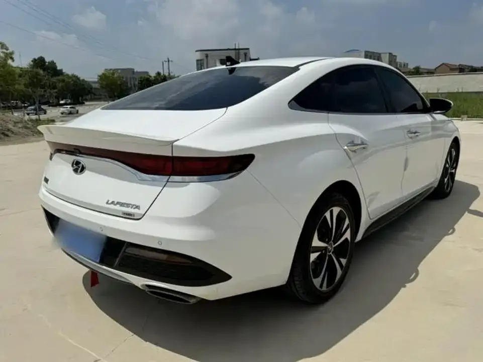 Hyundai Fista 2022 из CN, фото 7