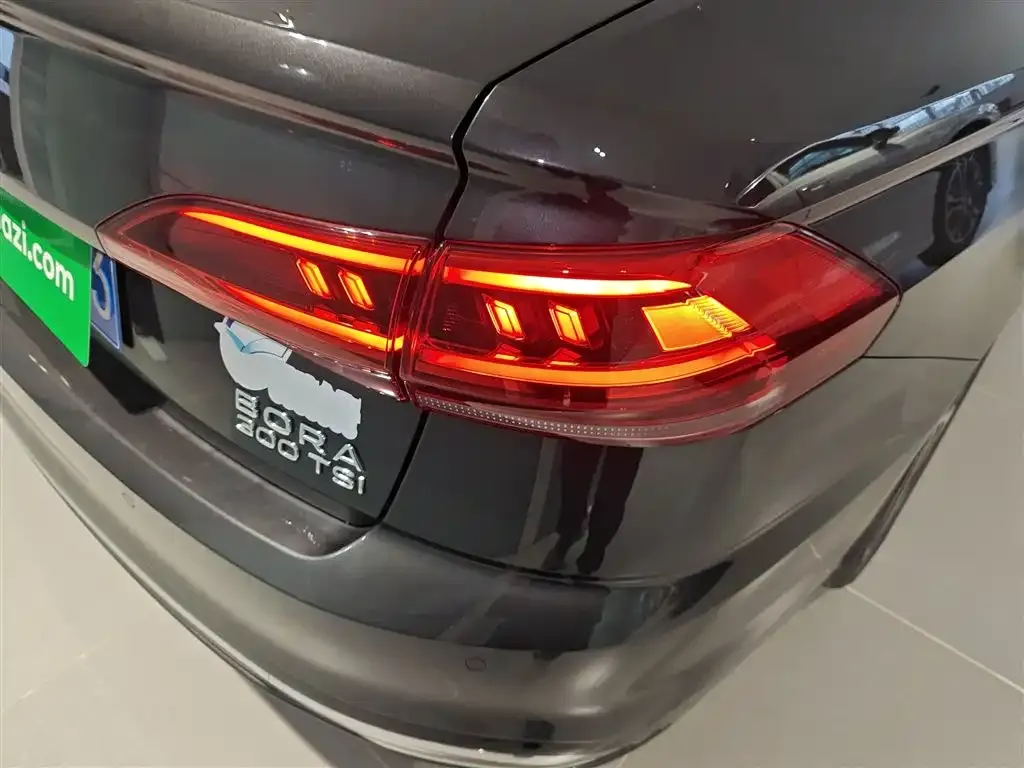 Volkswagen Bora 2024 из CN, фото 8