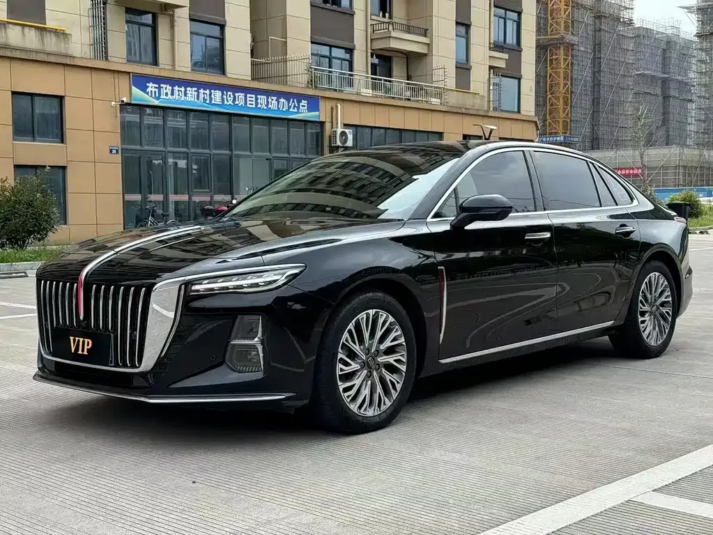 Hongqi H5 — фото 1