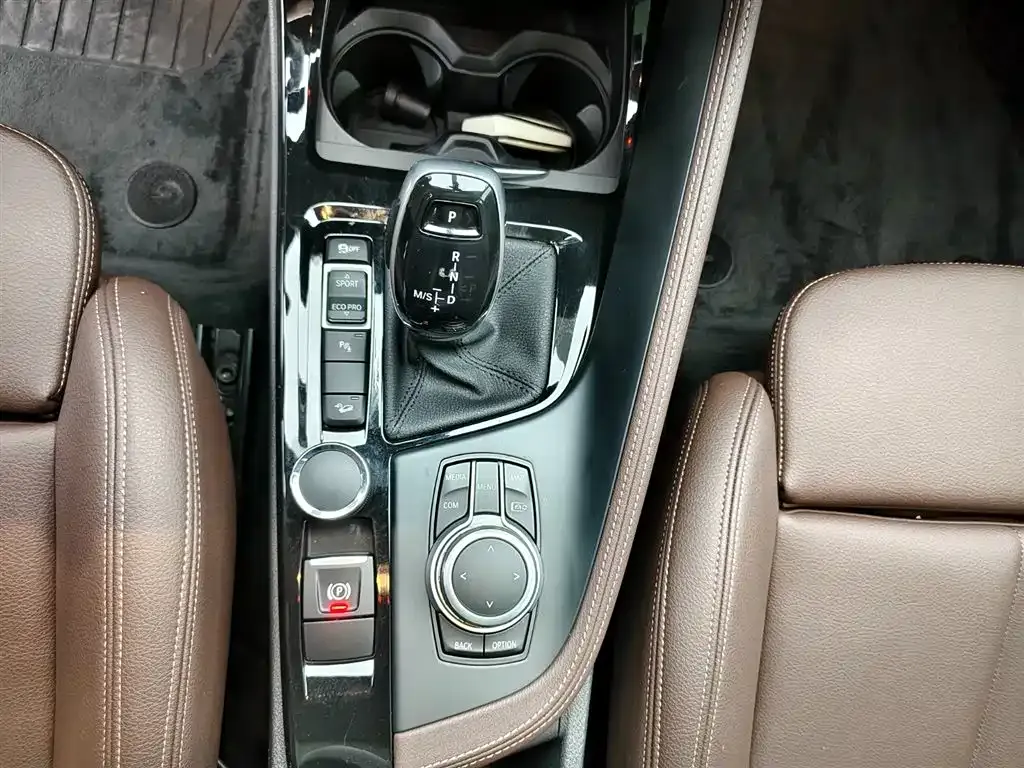 BMW X1 2022 из CN, фото 8