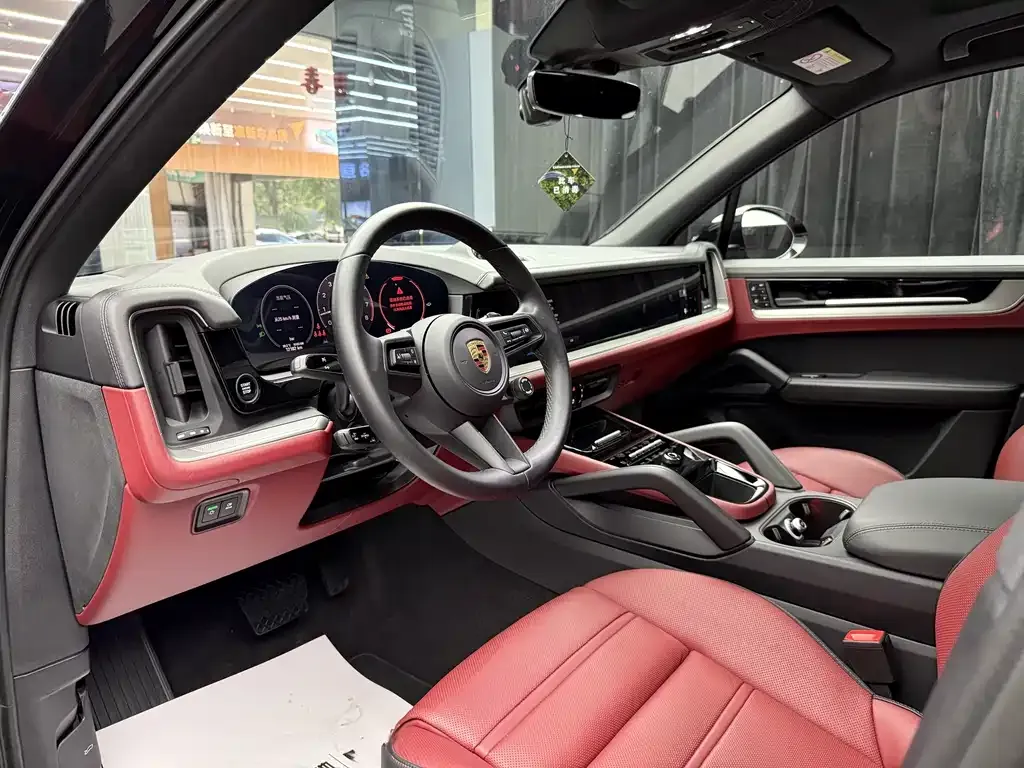 Porsche Cayenne 2024 из CN, фото 7