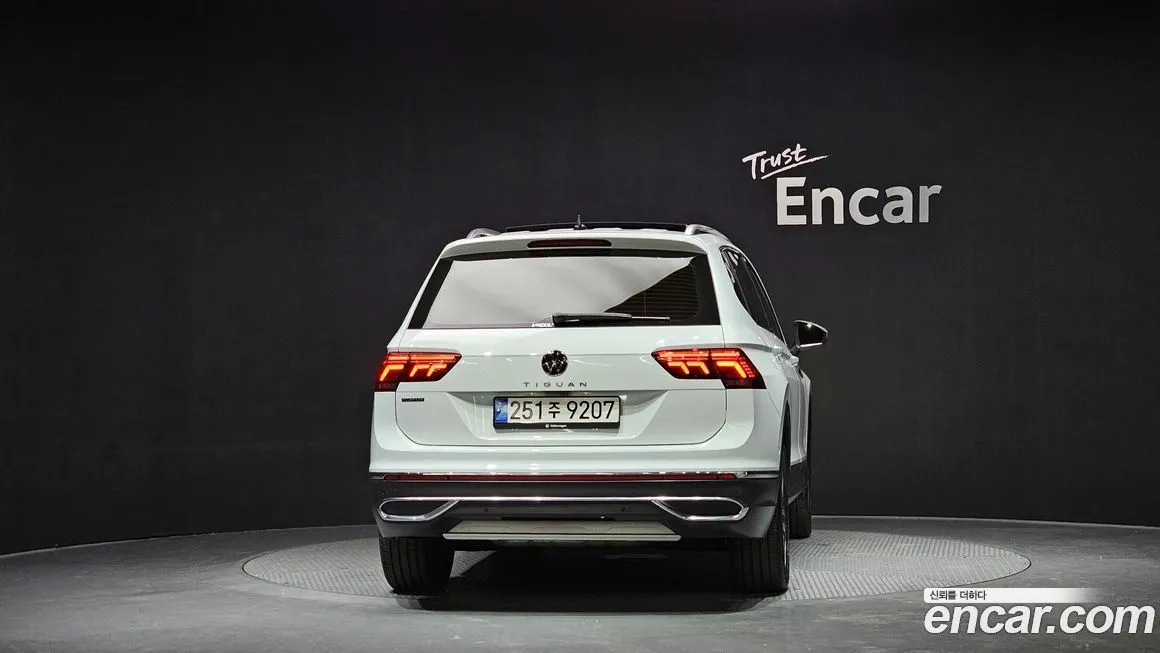 Volkswagen Tiguan 2023 из KR, фото 4