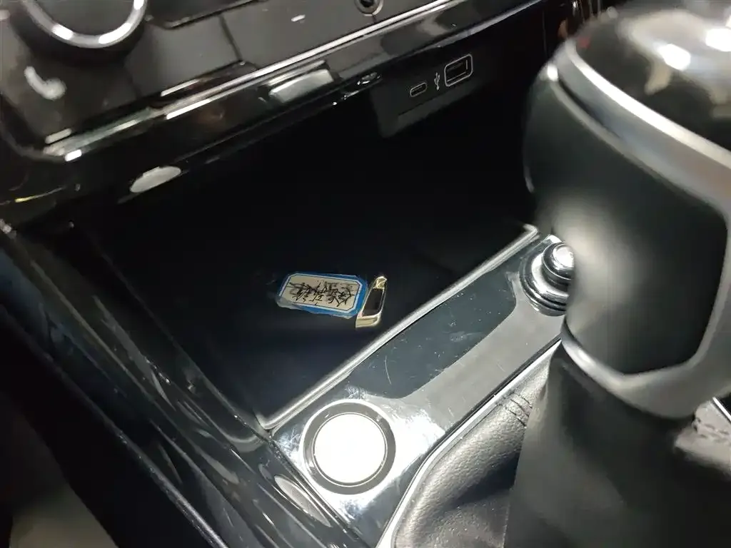 Volkswagen Tharu 2024 из CN, фото 9