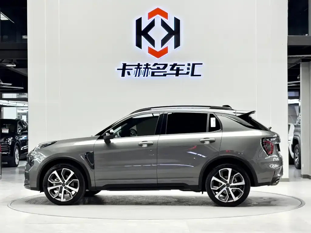Lynk & Co 01 2021 из CN, фото 8